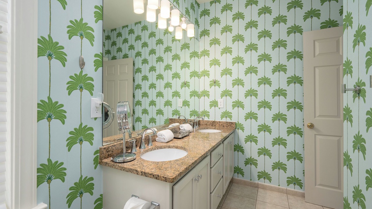 Photo of Bathroom in Oceanmarsh Subdivision