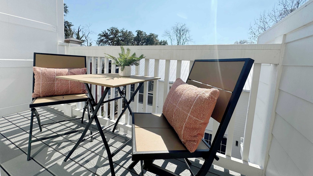 Photo of Patio Balcony in Dixon Park