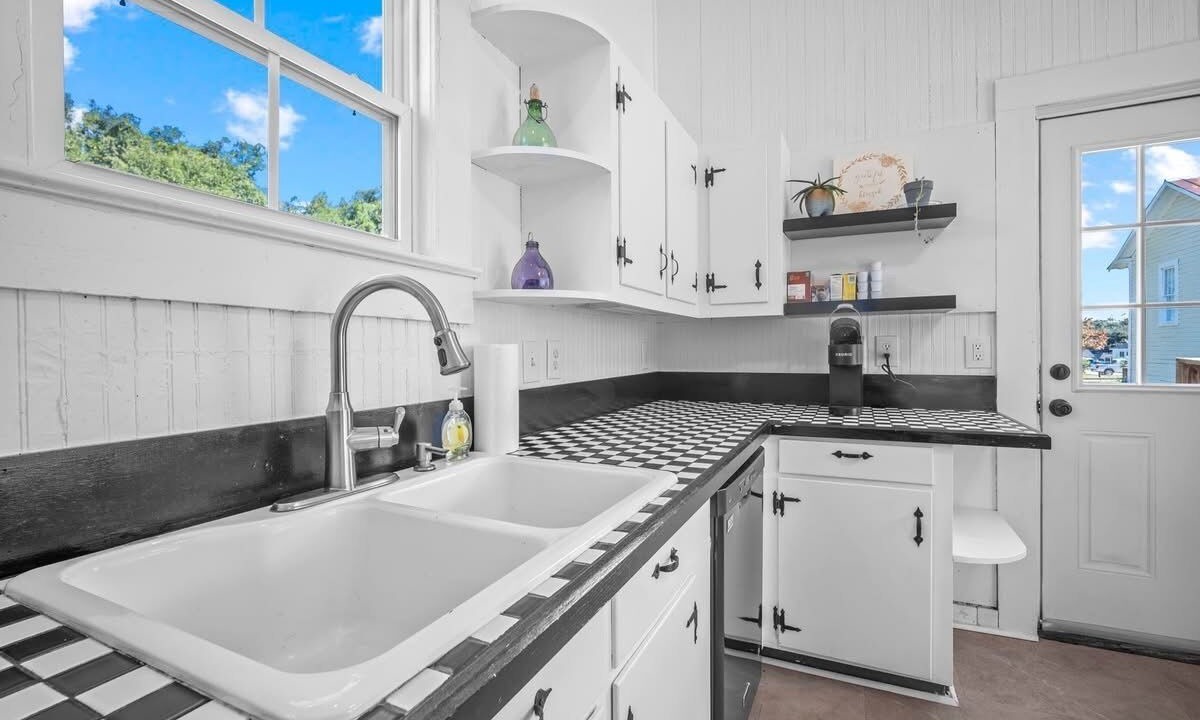 Photo of Kitchen in Metter