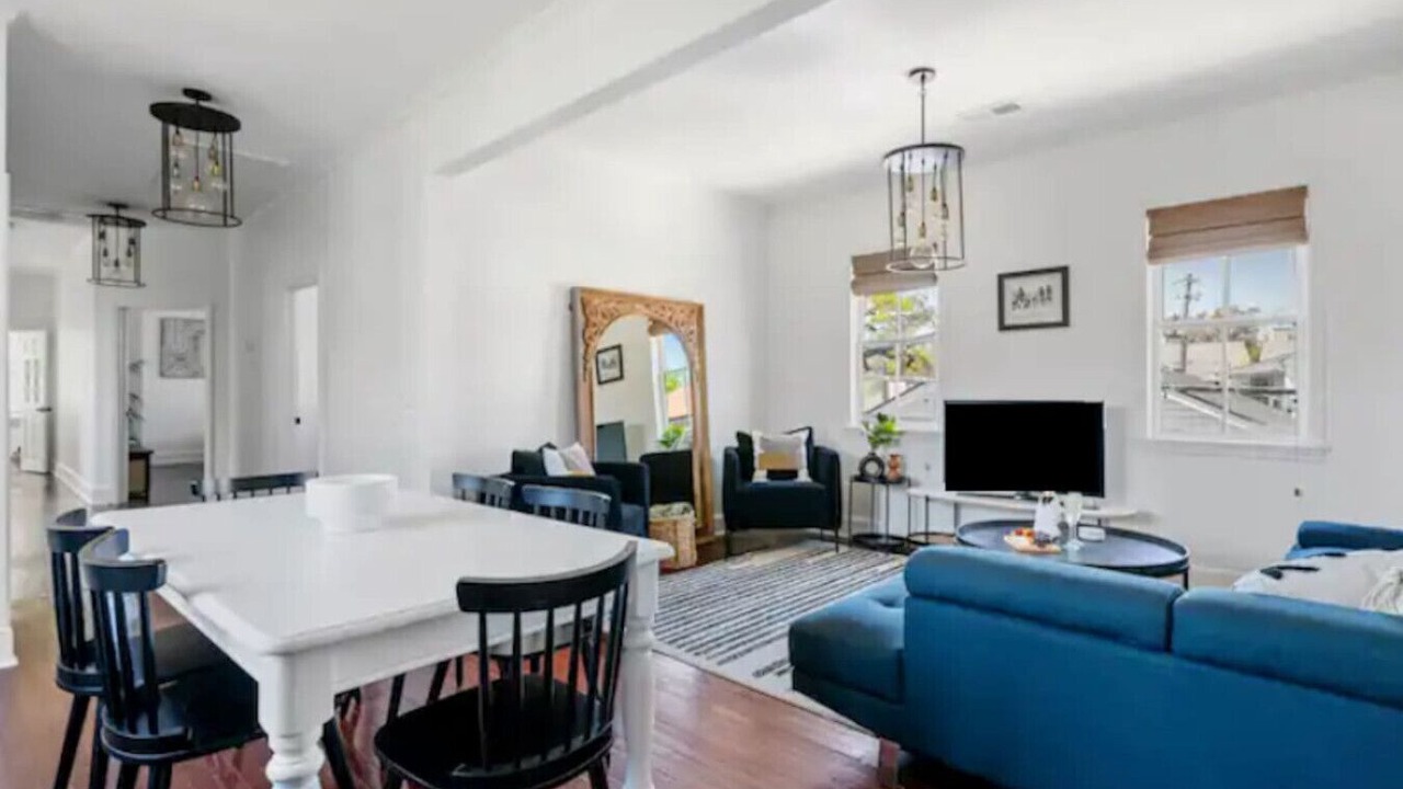 Photo of Livingroom in Cannonborough Elliotborough