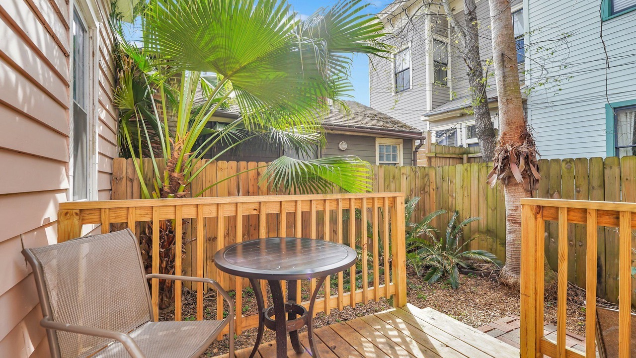 Photo of Outdoor in Savannah Victorian District