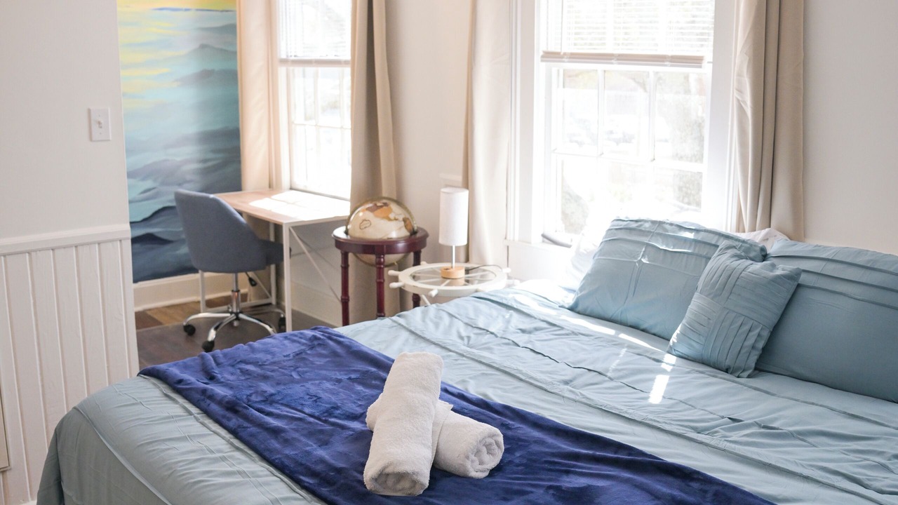Photo of Bedroom in Historic Downtown Savannah