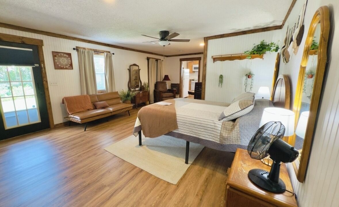 Photo of Bedroom in Bellefonte