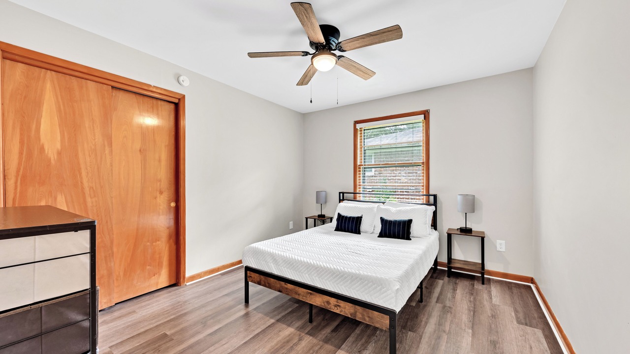 Photo of Bedroom in Hanahan