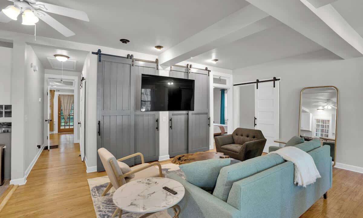 Photo of Livingroom in Rosewood