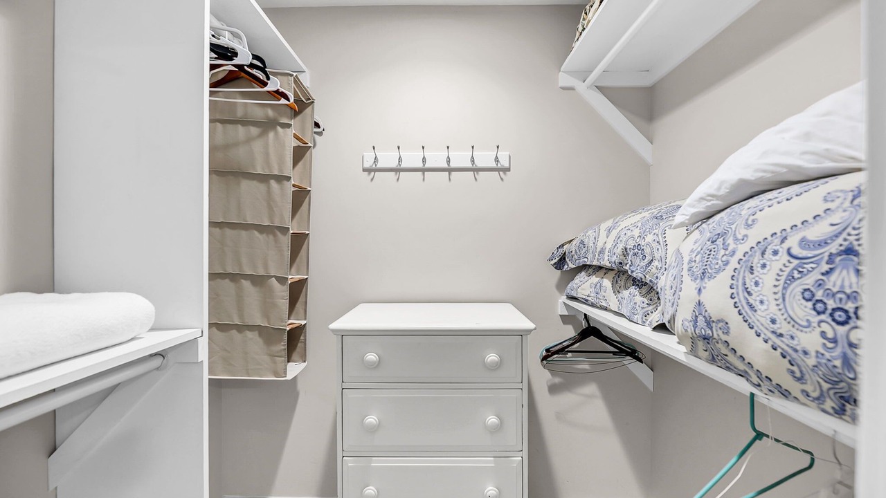 Photo of Bedroom in Seabrook Island