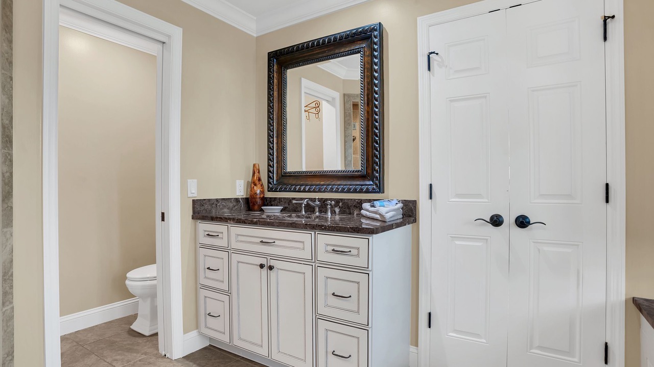 Photo of Bathroom in Harbour Town