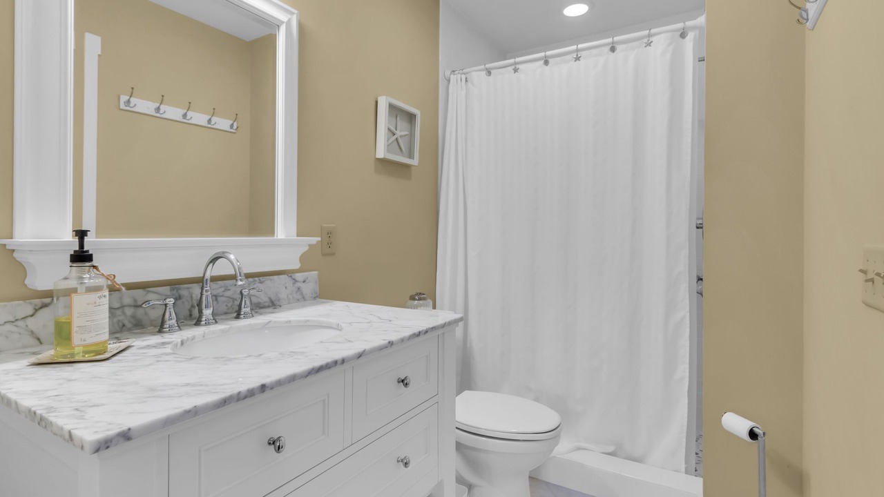 Photo of Bathroom in Palmetto Dunes