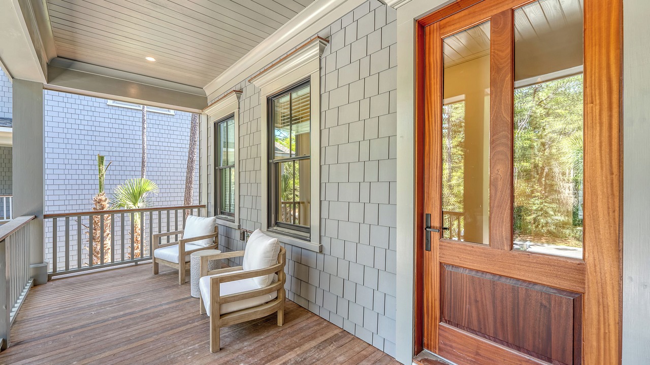 Photo of Patio Balcony in West Beach