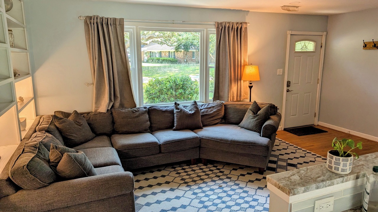 Photo of Livingroom in Charleston