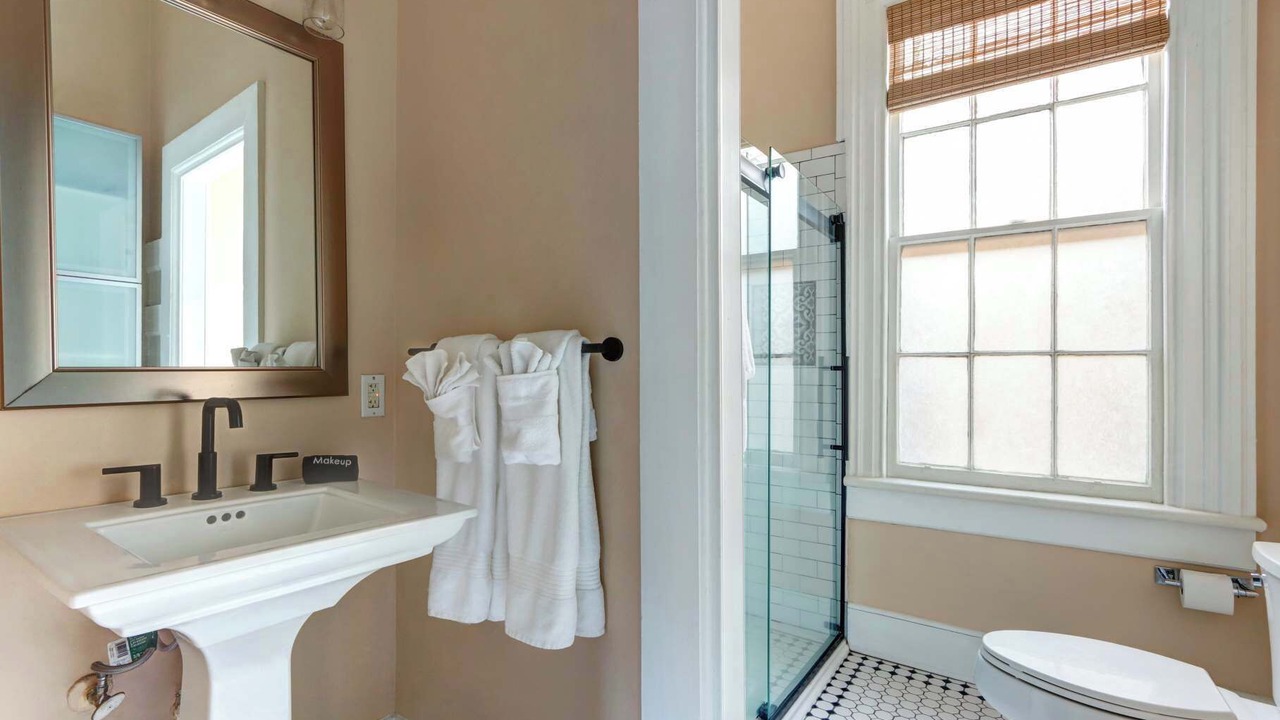 Photo of Bathroom in Savannah Victorian District