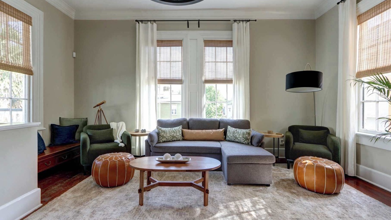 Photo of Livingroom in Savannah Victorian District