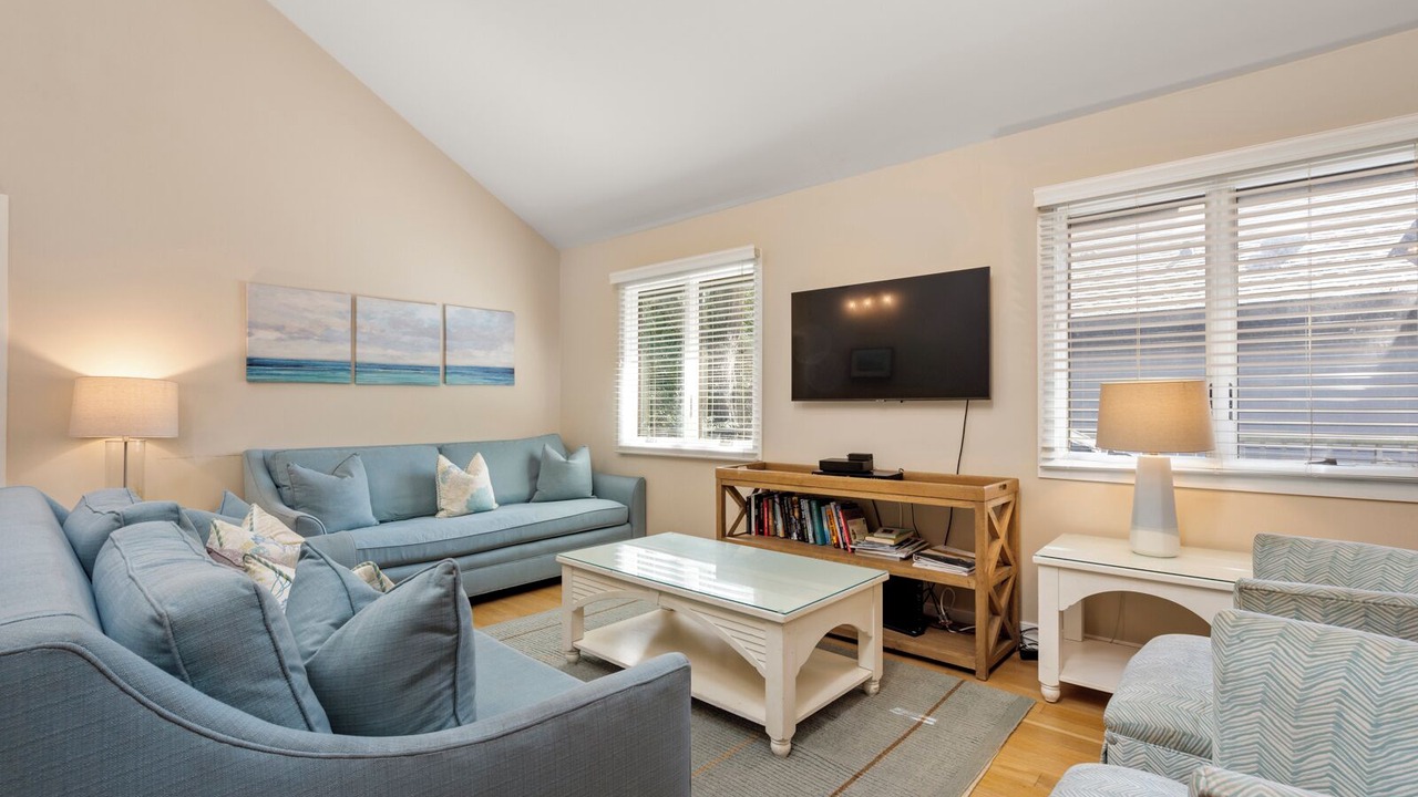 Photo of Livingroom in West Beach