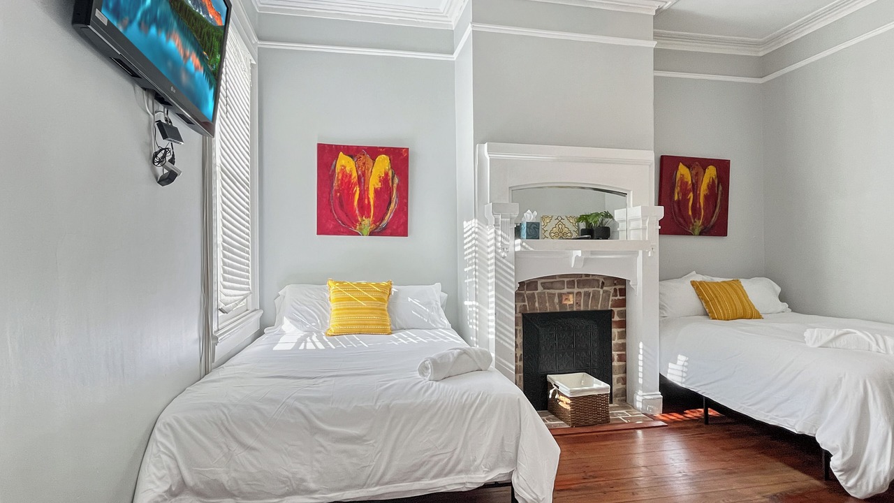 Photo of Bedroom in Savannah Victorian District