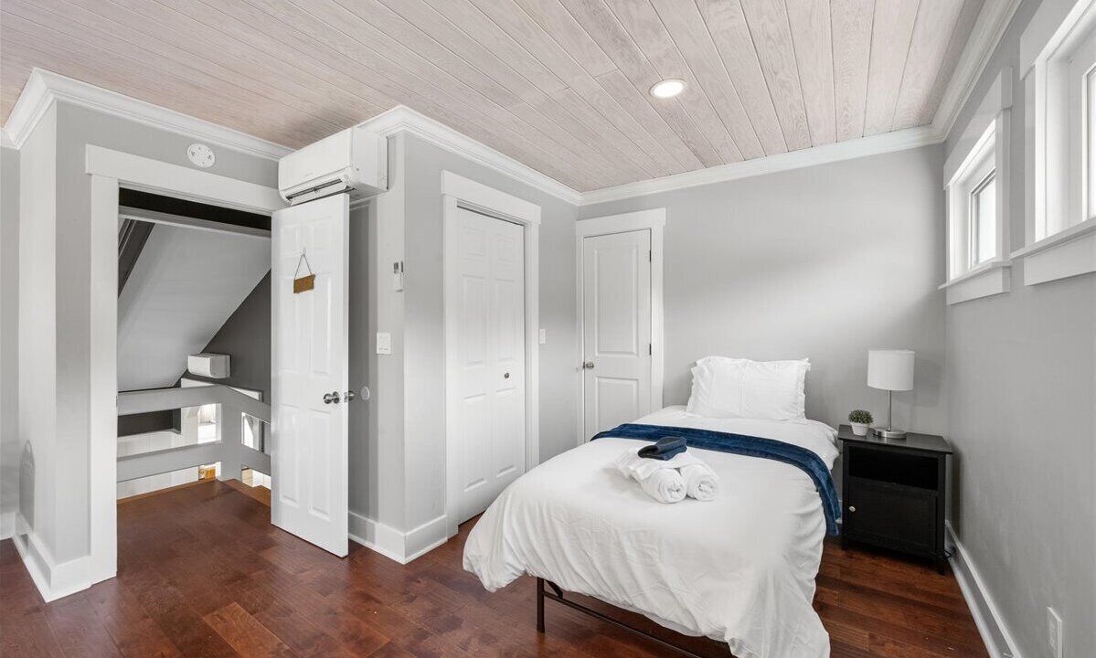 Photo of Bedroom in Lincolnville