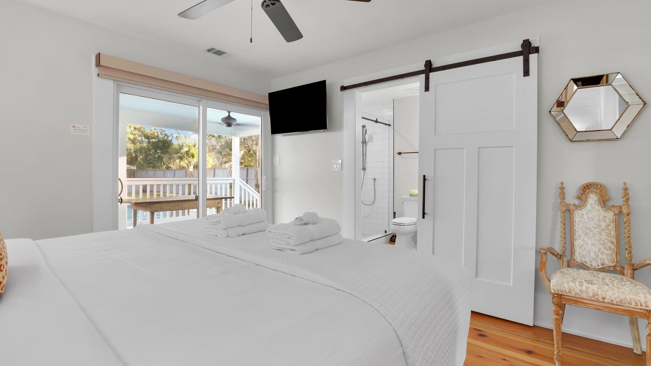 Photo of Bedroom in Thunderbolt
