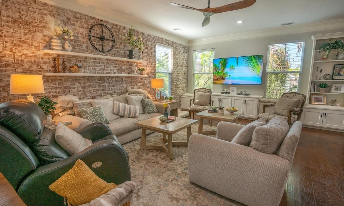 Photo of Livingroom in North Charleston