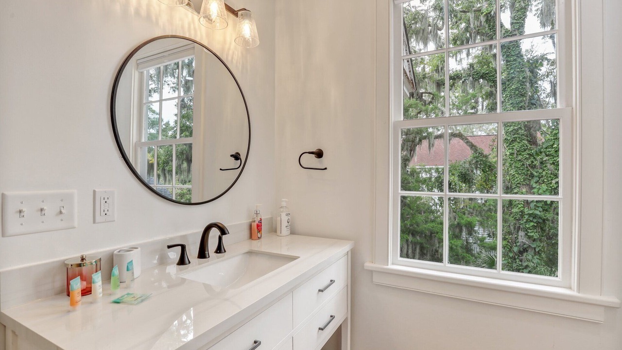 Photo of Bathroom in Historic District