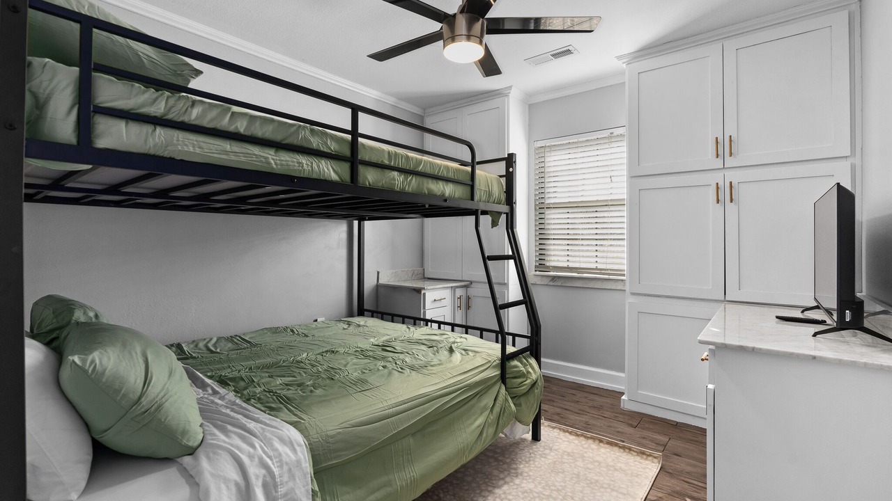 Photo of Bedroom in Springdale