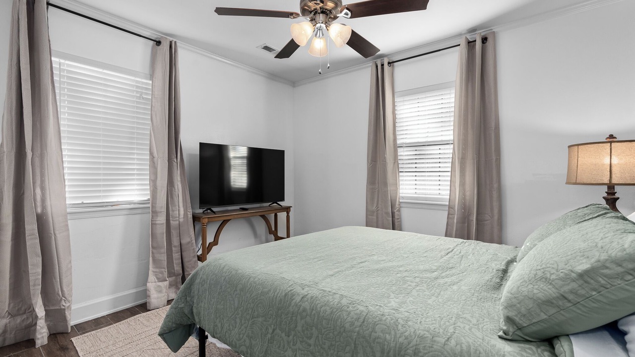 Photo of Bedroom in Springdale