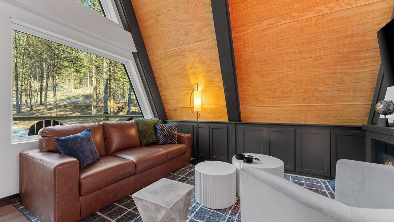 Photo of Livingroom in Omaha