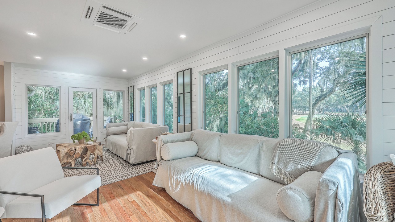 Photo of Livingroom in Seabrook Island