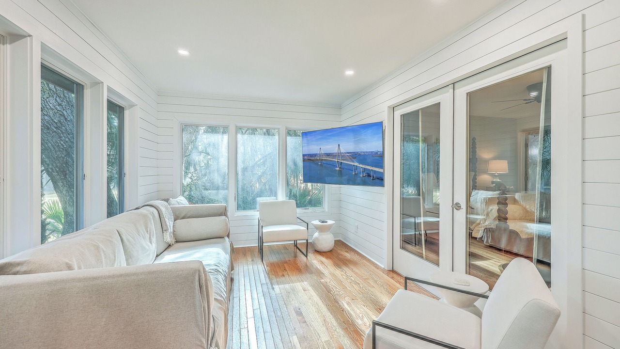 Photo of Livingroom in Seabrook Island