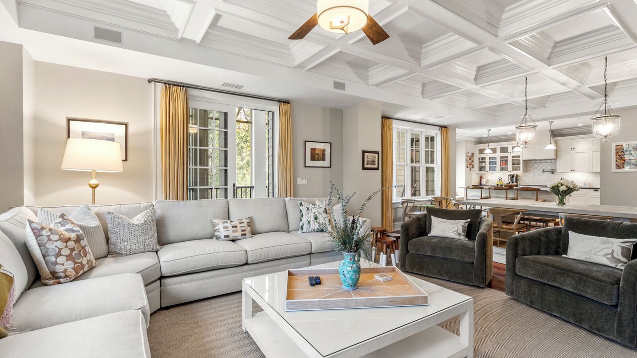 Photo of Livingroom in East Beach