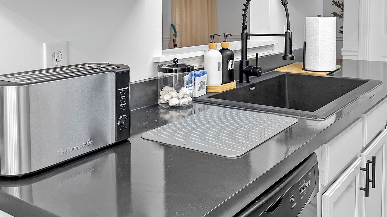 Photo of Kitchen in Pooler