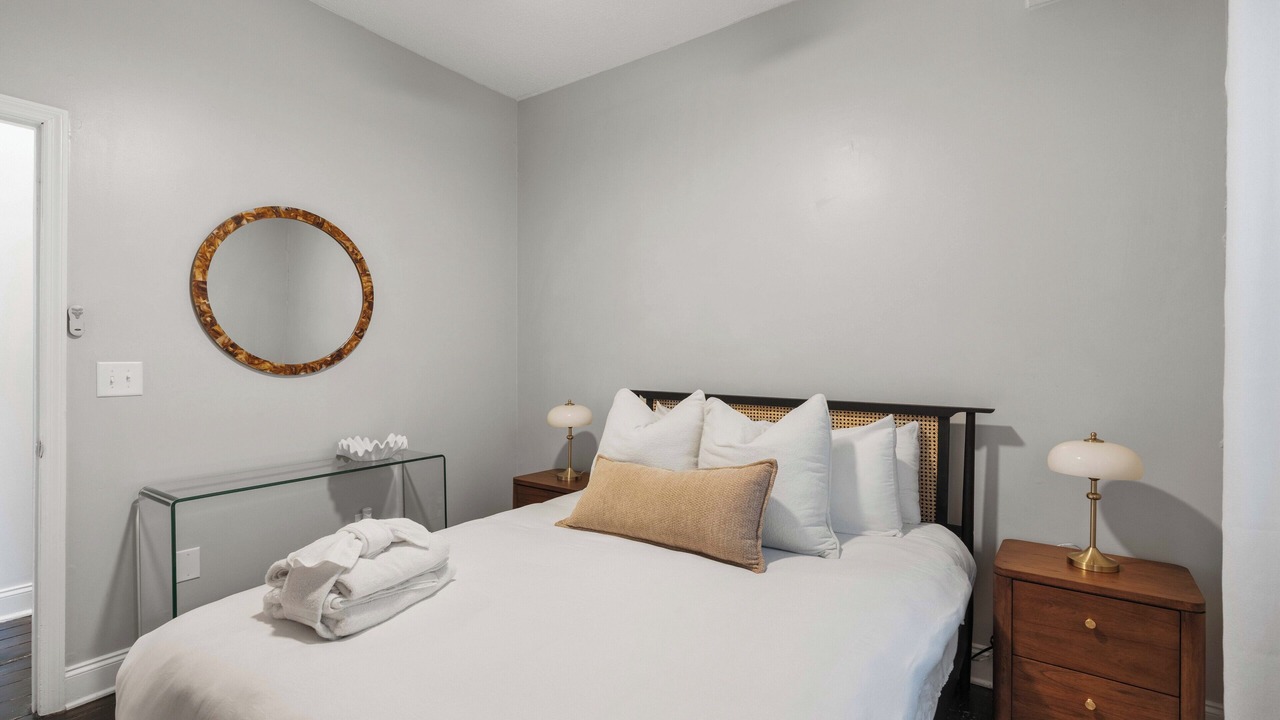 Photo of Bedroom in Downtown Charleston