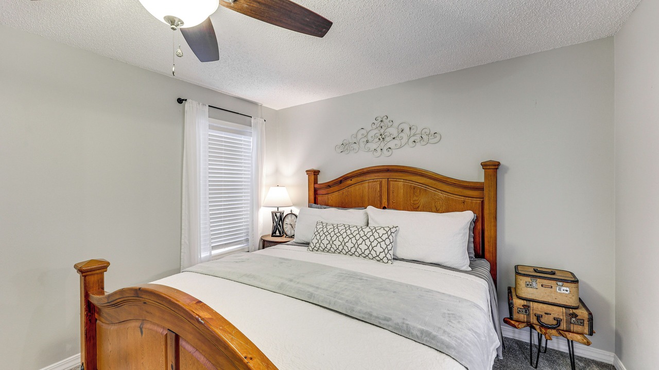 Photo of Bedroom in Russellville