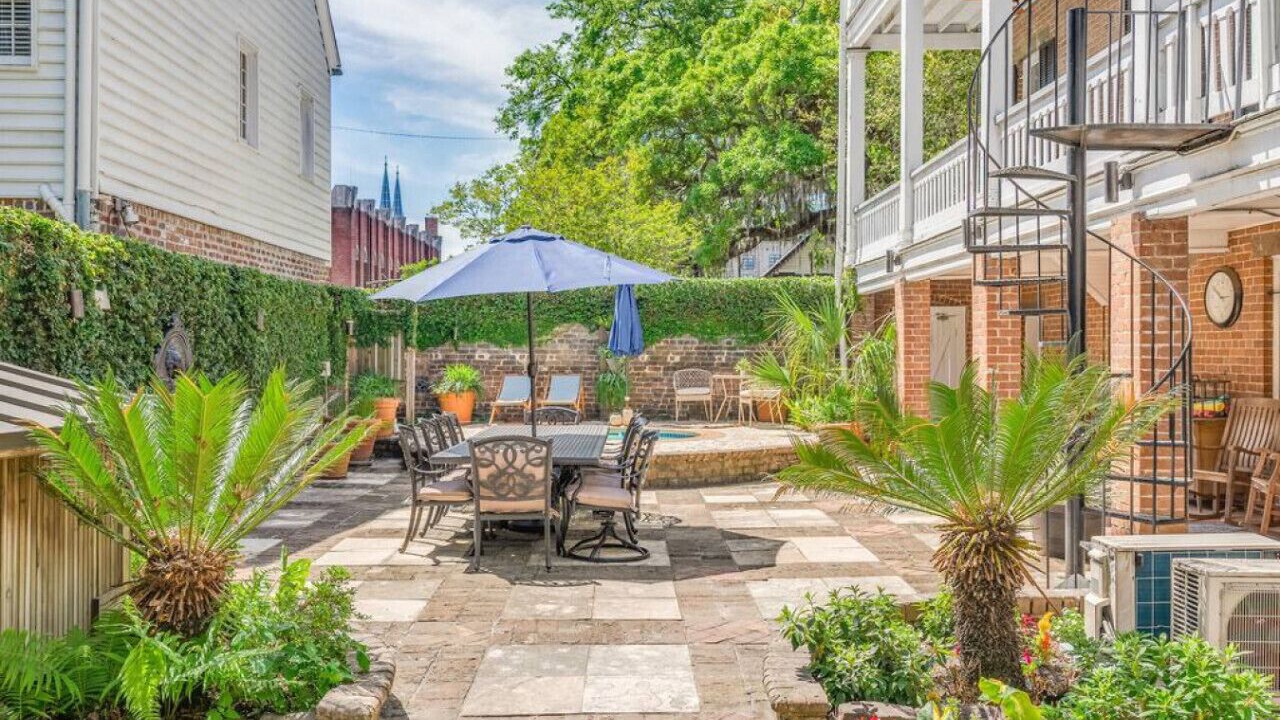 Photo of Outdoor in Historic District - North