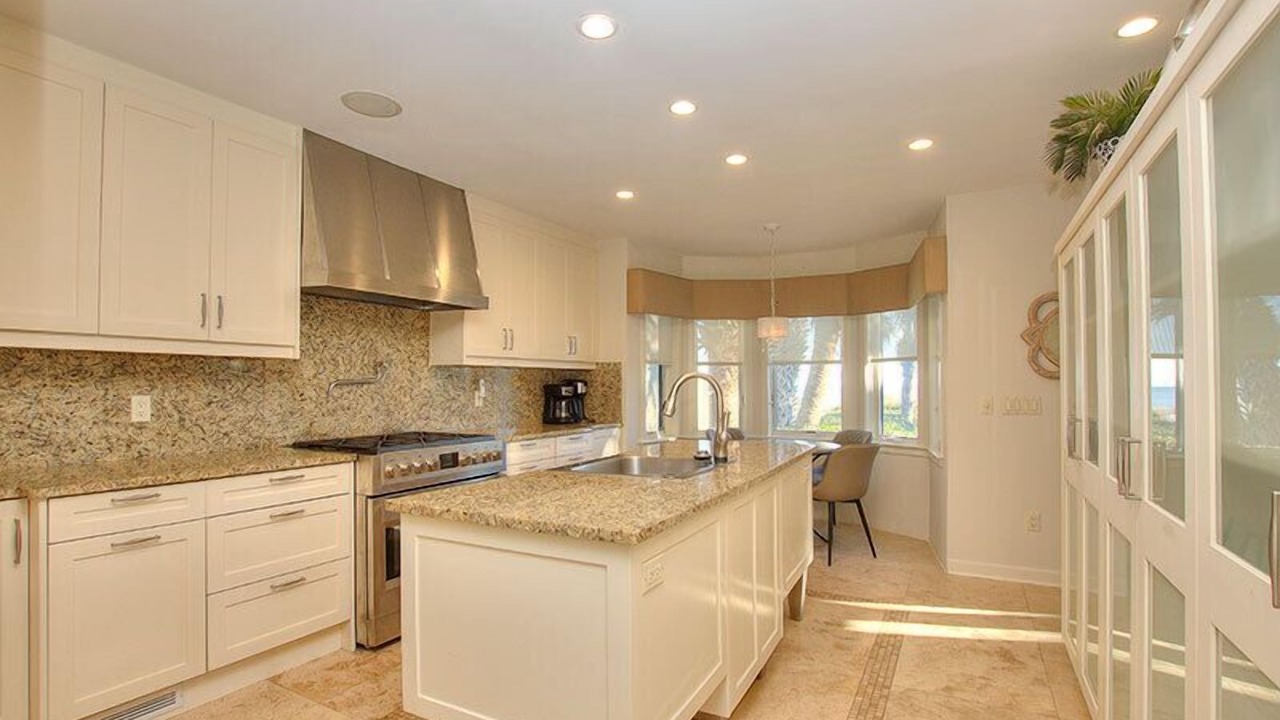 Photo of Kitchen in Beach Lagoon