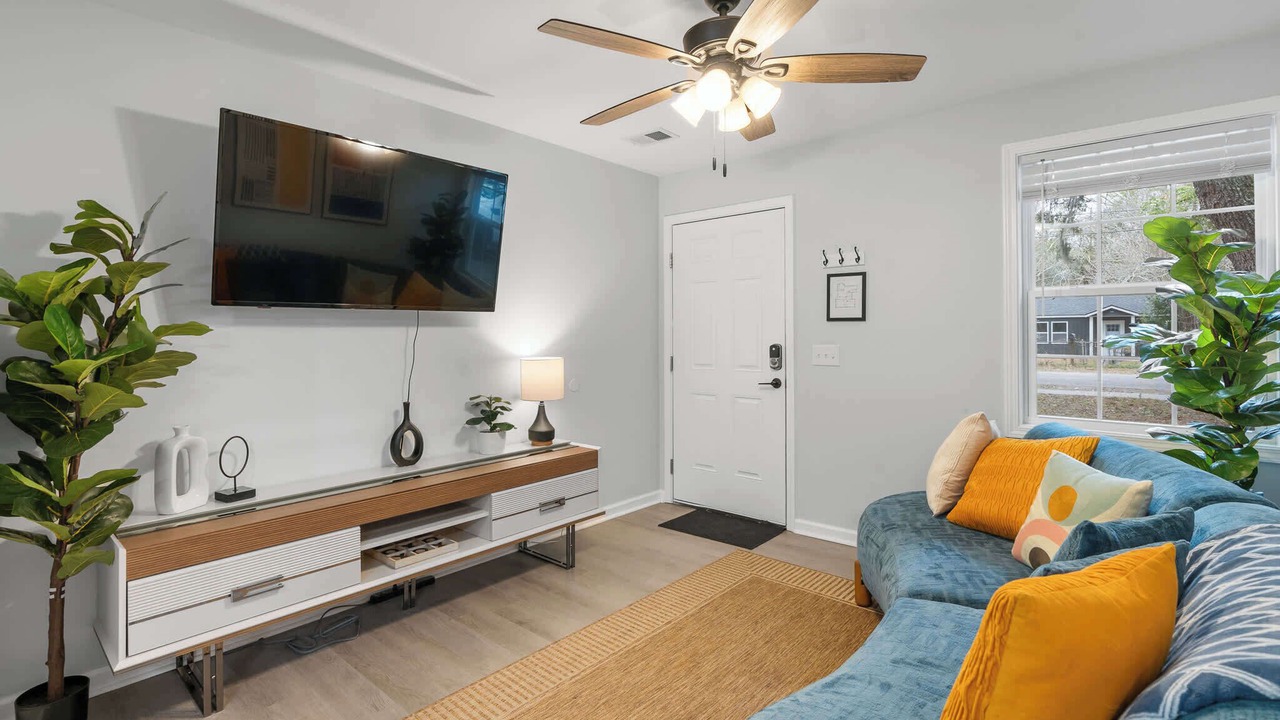 Photo of Livingroom in North Charleston