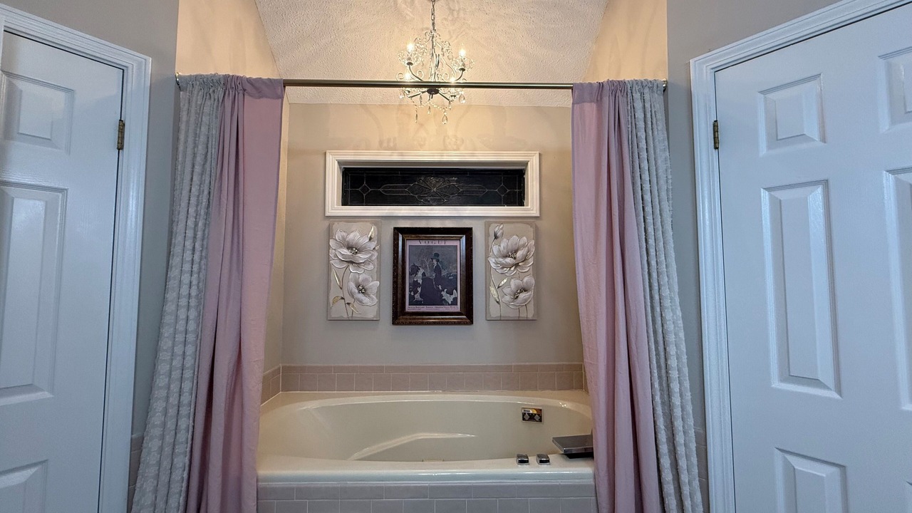 Photo of Bathroom in Hernando