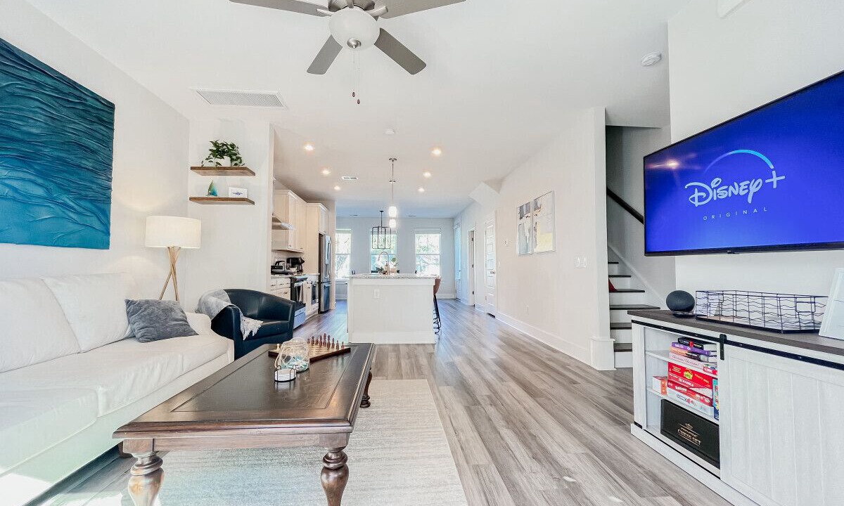 Photo of Livingroom in North Charleston