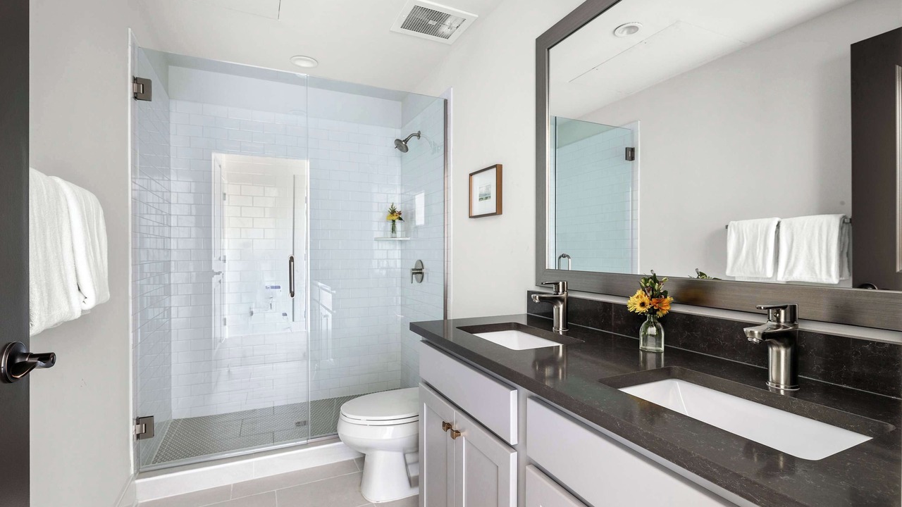 Photo of Bathroom in Cannonborough Elliotborough