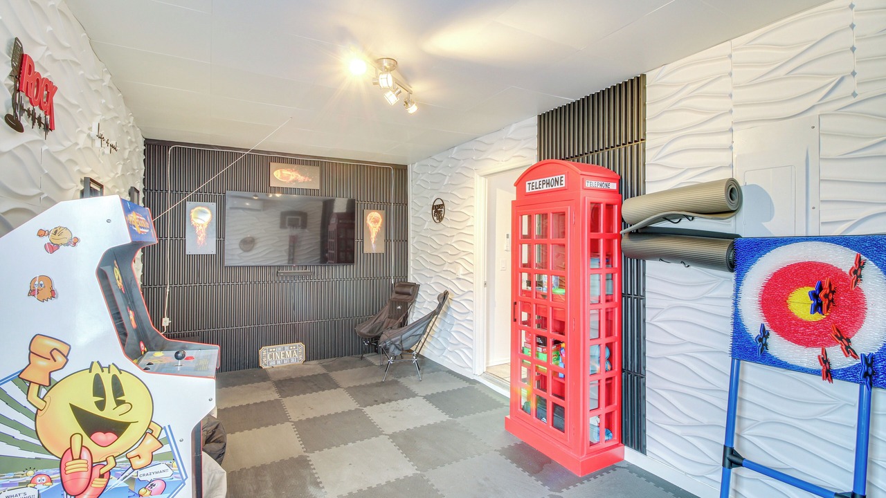 Photo of Bedroom in Whitemarsh Island