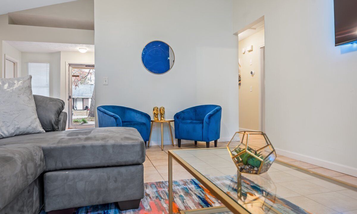 Photo of Bedroom in Colonial Oaks