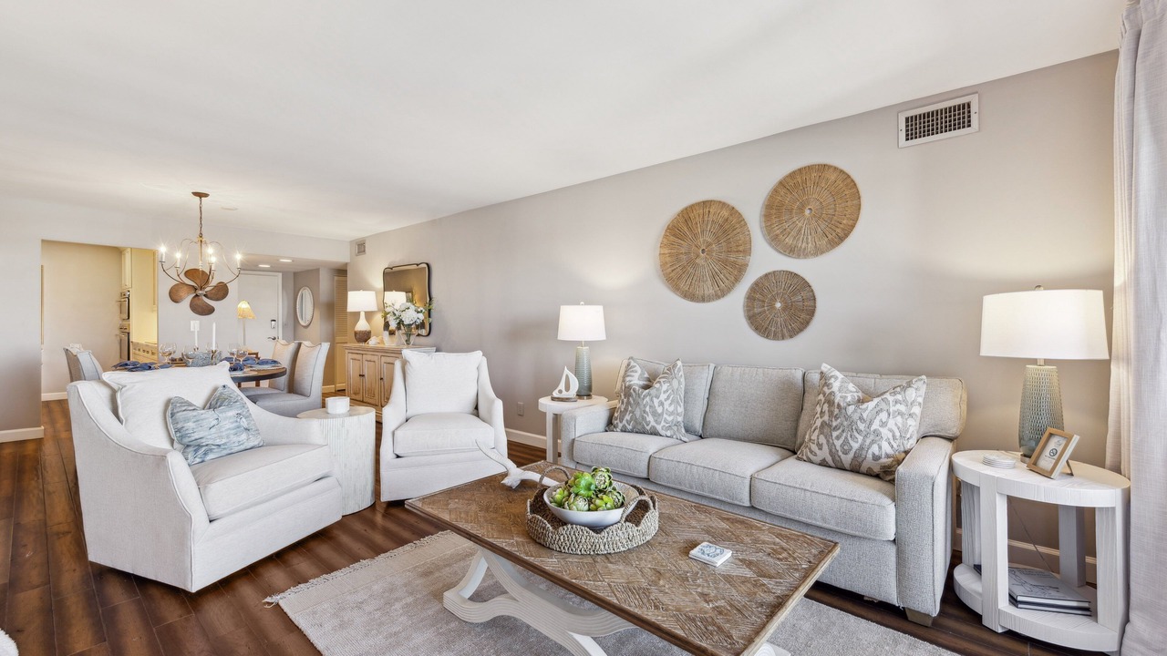 Photo of Livingroom in Harbour Town