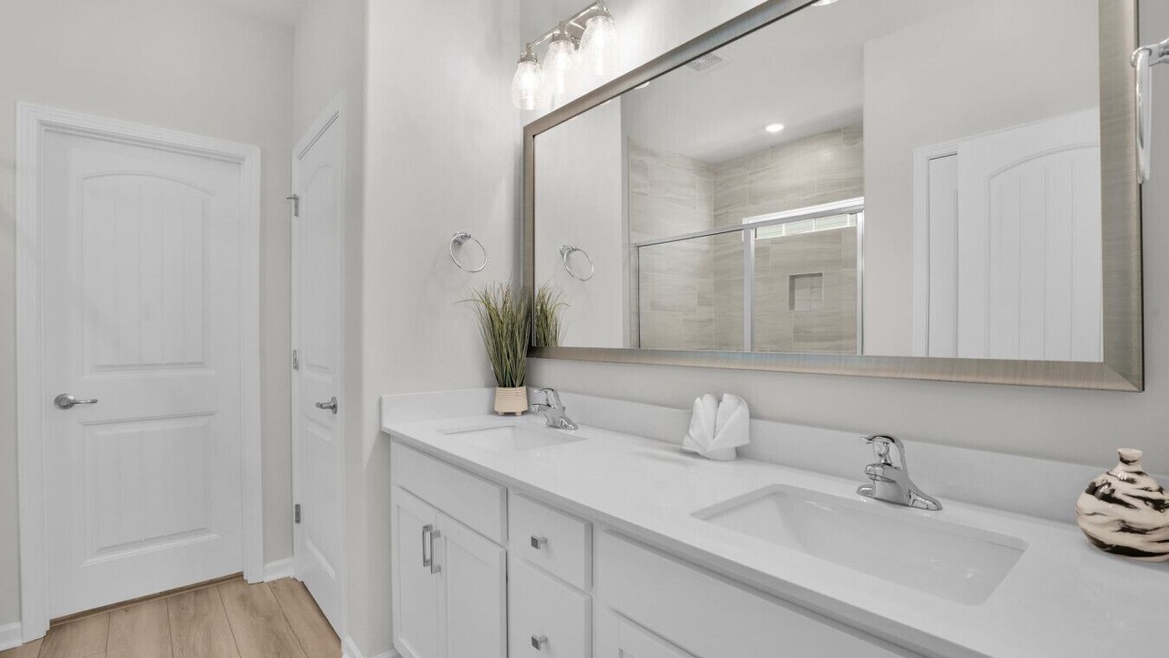 Photo of Bathroom in Port Wentworth