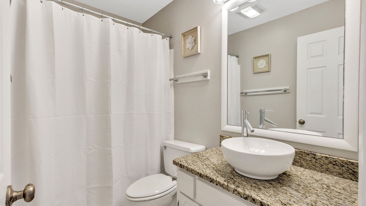 Photo of Bathroom in Harbour Town