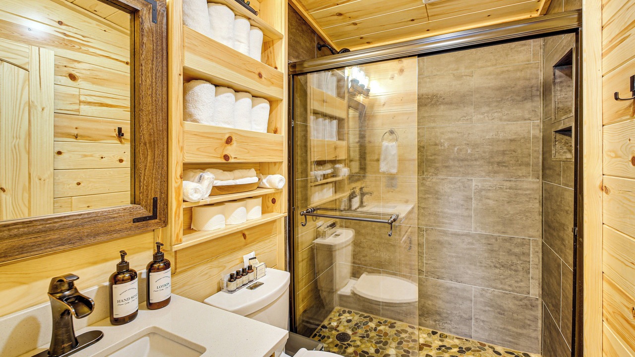 Photo of Bathroom in Royal