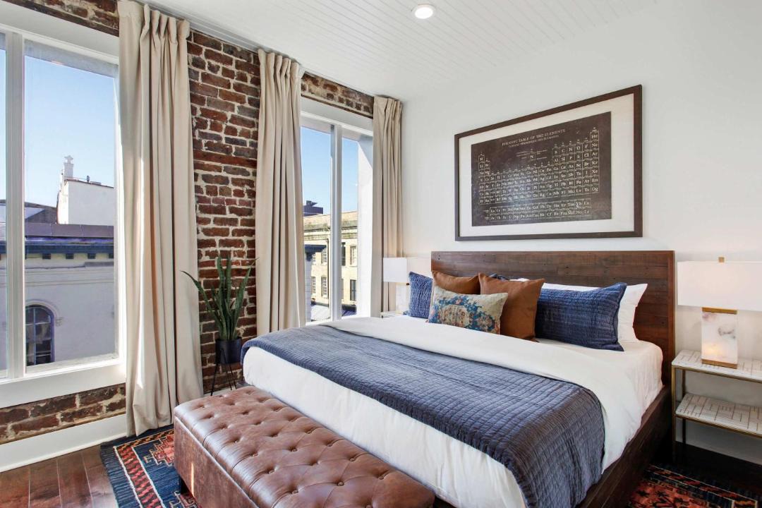 Photo of Bedroom in Historic District - North