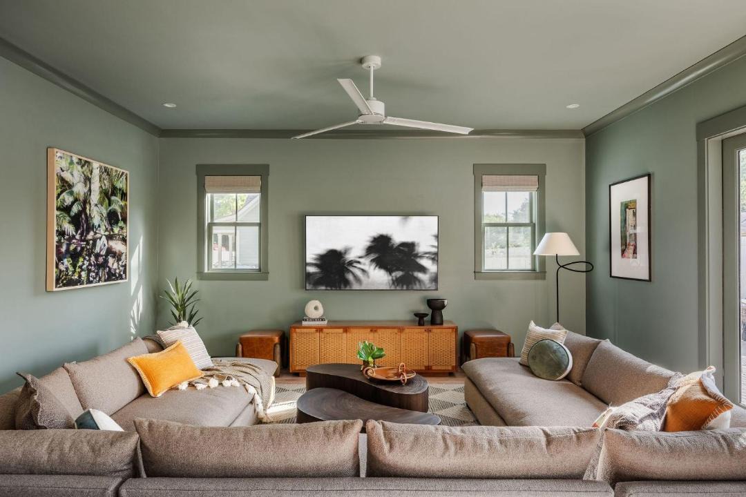 Photo of Livingroom in Thunderbolt