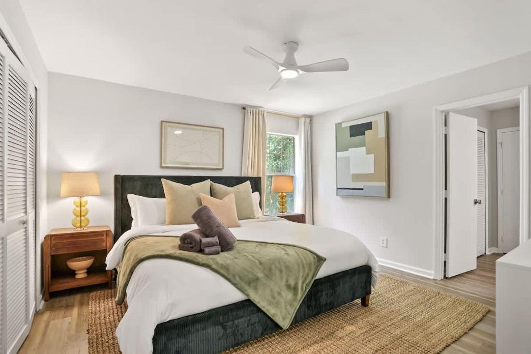 Photo of Bedroom in Whitemarsh Island