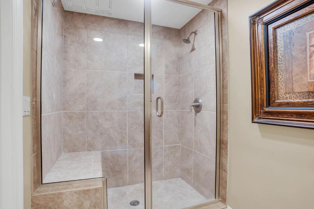Photo of Bathroom in Harbour Town