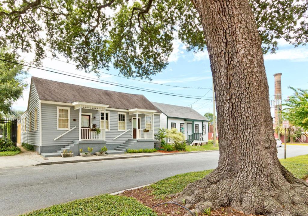 Photo of Others in Old West Broad Neighborhood