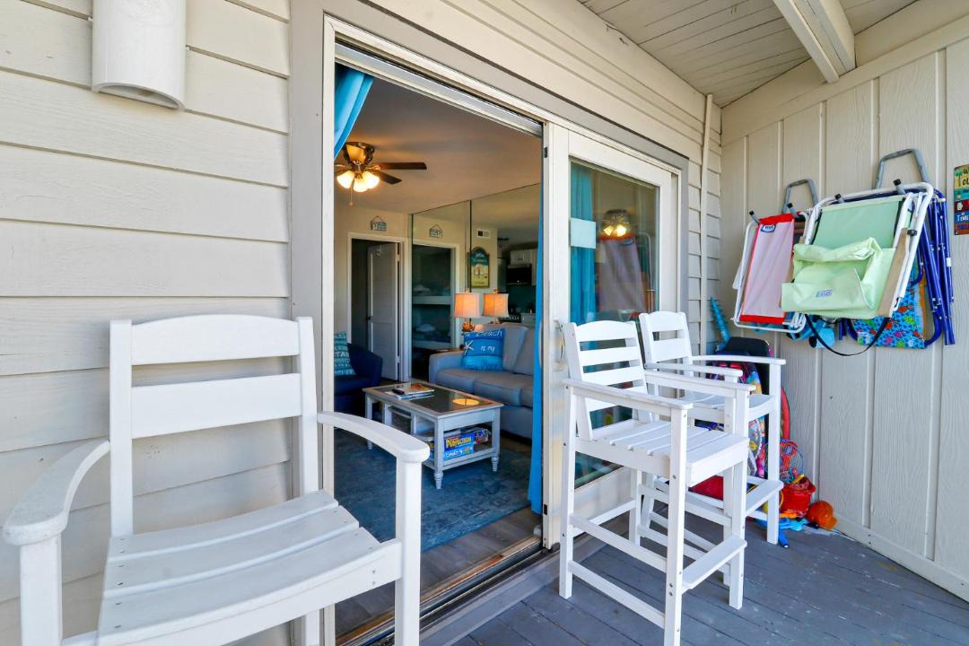 Photo of Patio Balcony in North Forest Beach