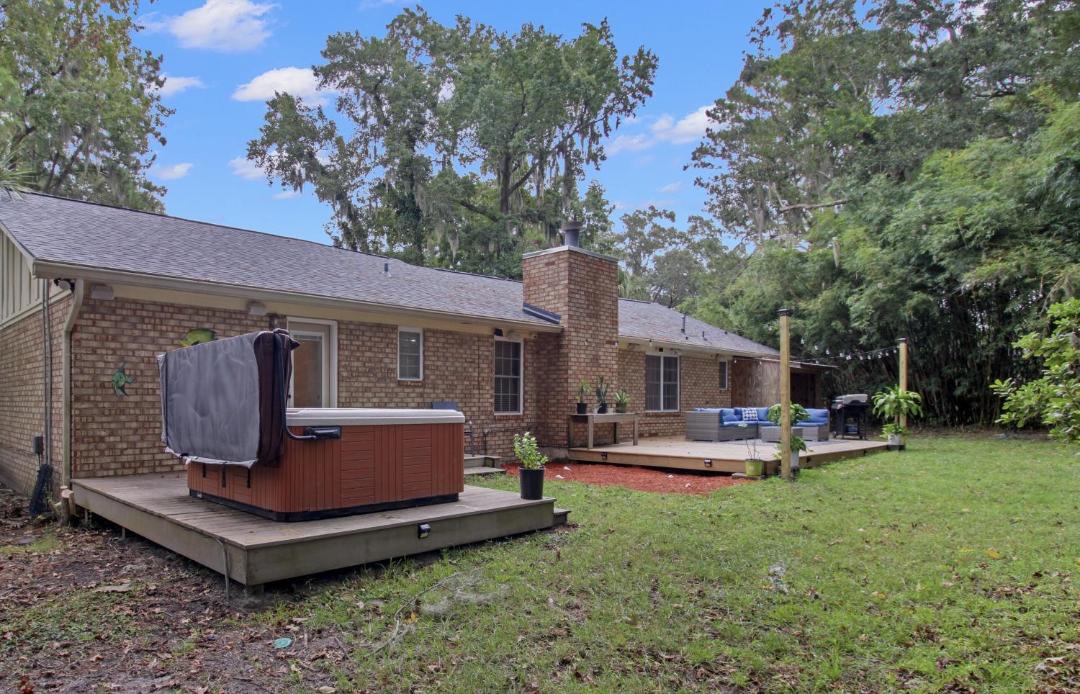 Photo of Buildings in Whitemarsh Island